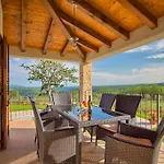 Casa Leone By Istra Vacation 빌라 Žminj
