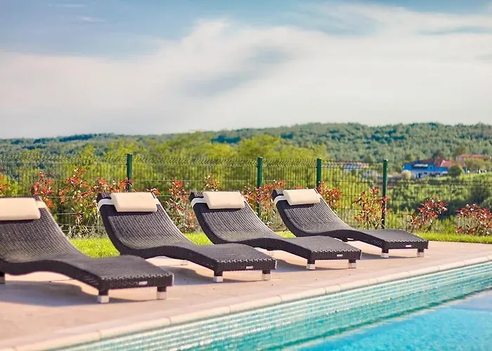 빌라 Casa Leone Žminj