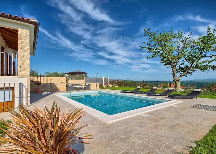 빌라 Casa Leone Žminj