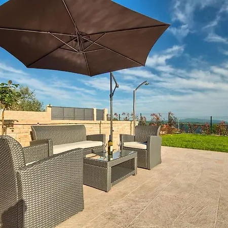 Casa Leone Villa *