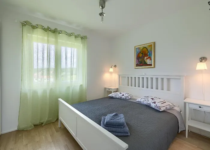 Casa Leone By Istra Vacation * Žminj